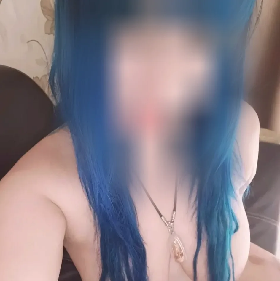 Alexandra, 36 anni